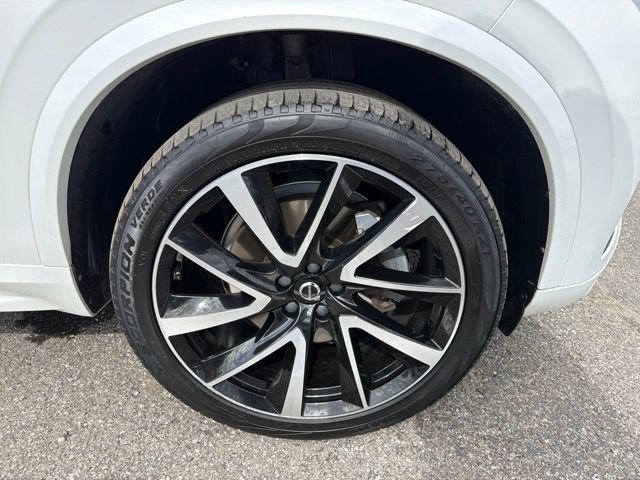 Used 2022 Volvo XC90 T6 Momentum AWD/4WD image 32