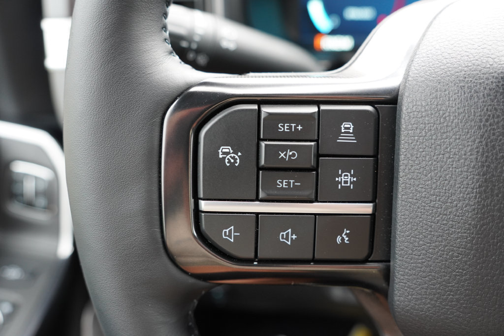 Certified 2026 Ford F350 Platinum AWD/4WD image 39