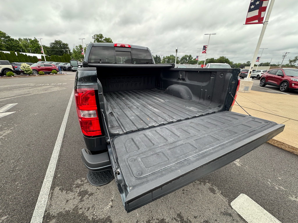 Used 2018 GMC Sierra 3500 Denali w/ Duramax Plus Package AWD/4WD image 22