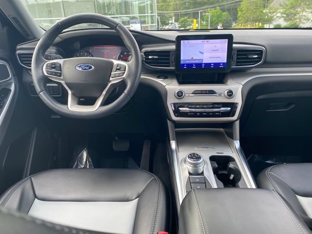 Certified 2023 Ford Explorer XLT w/ Equipment Group 202A AWD/4WD image 13
