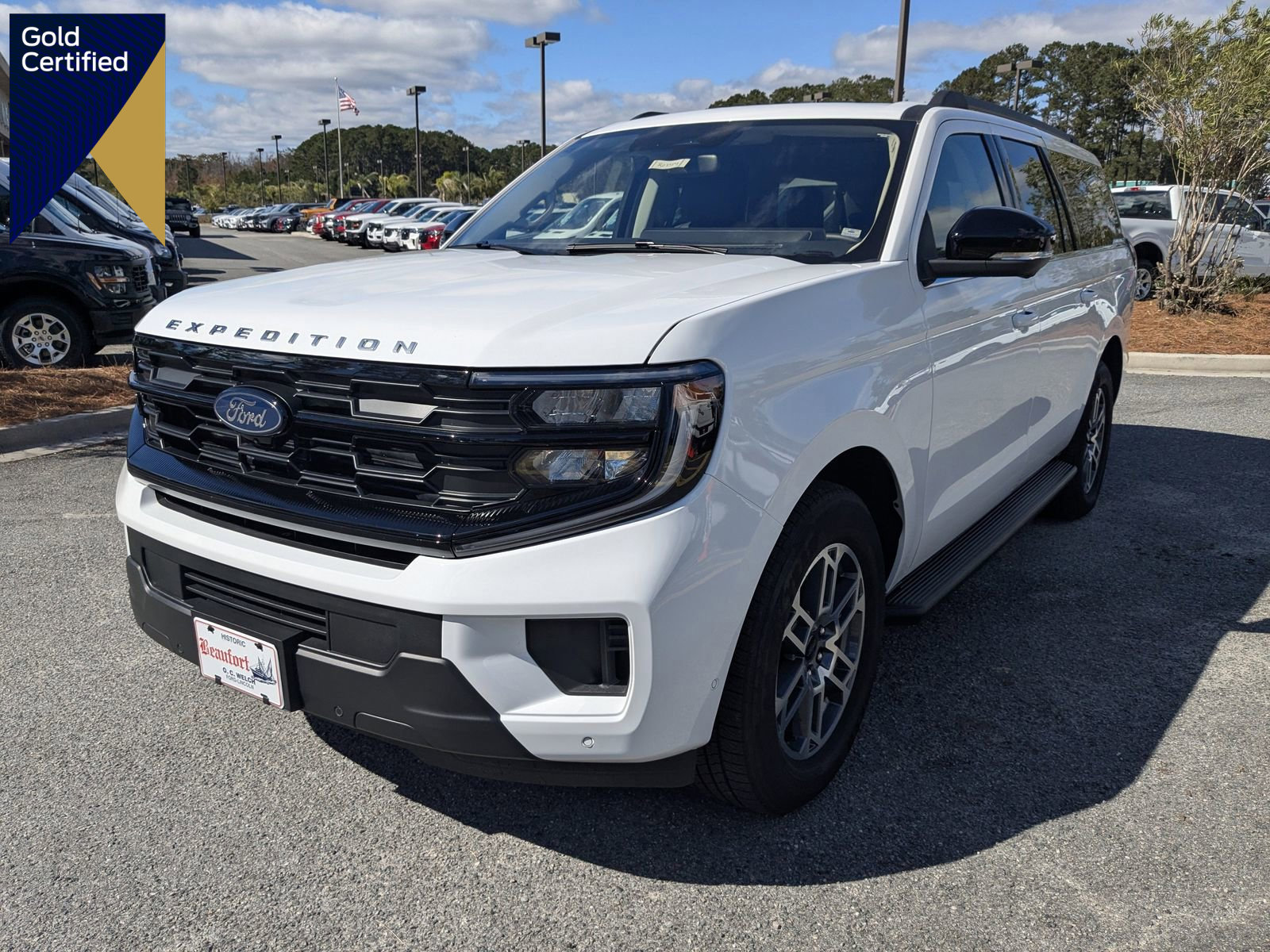 Certified 2025 Ford Expedition Max Active image 1