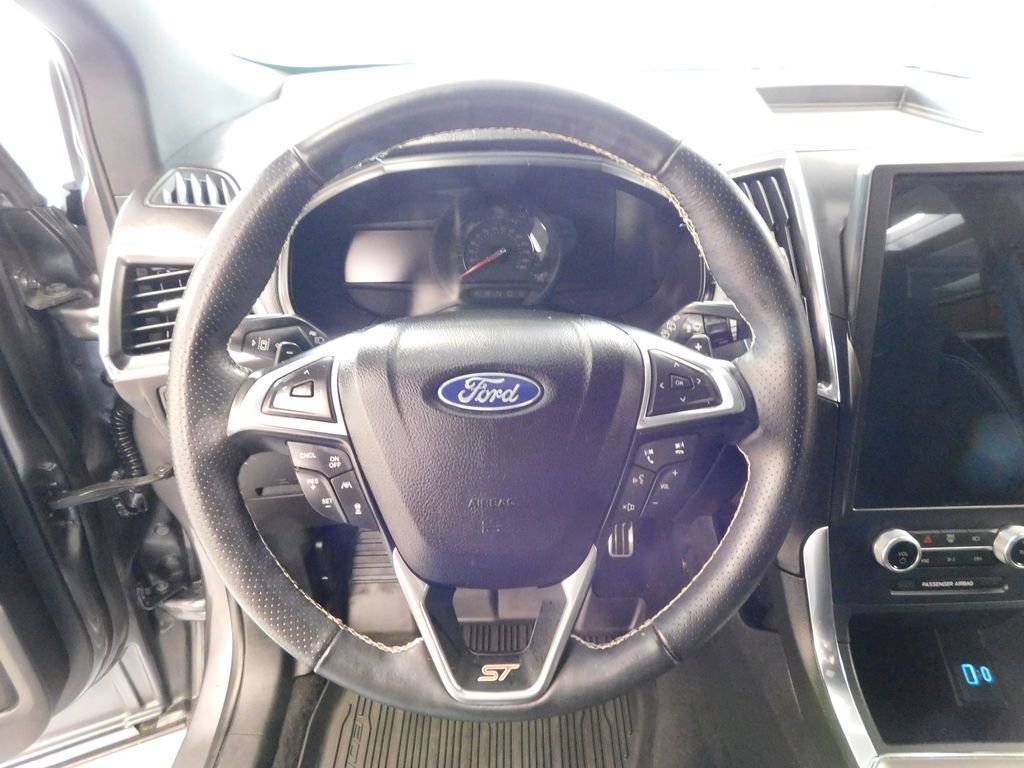 Certified 2022 Ford Edge ST w/ Equipment Group 401A AWD/4WD image 22