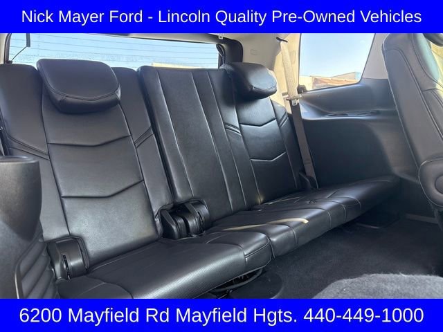 Used 2020 Cadillac Escalade Luxury image 12