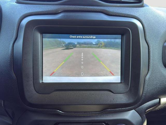 Used 2020 Jeep Renegade Latitude image 24