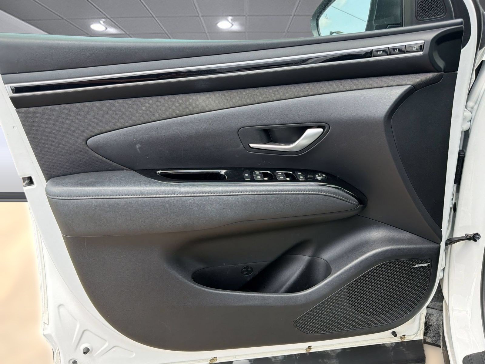 Used 2024 Hyundai Tucson Limited FWD image 13