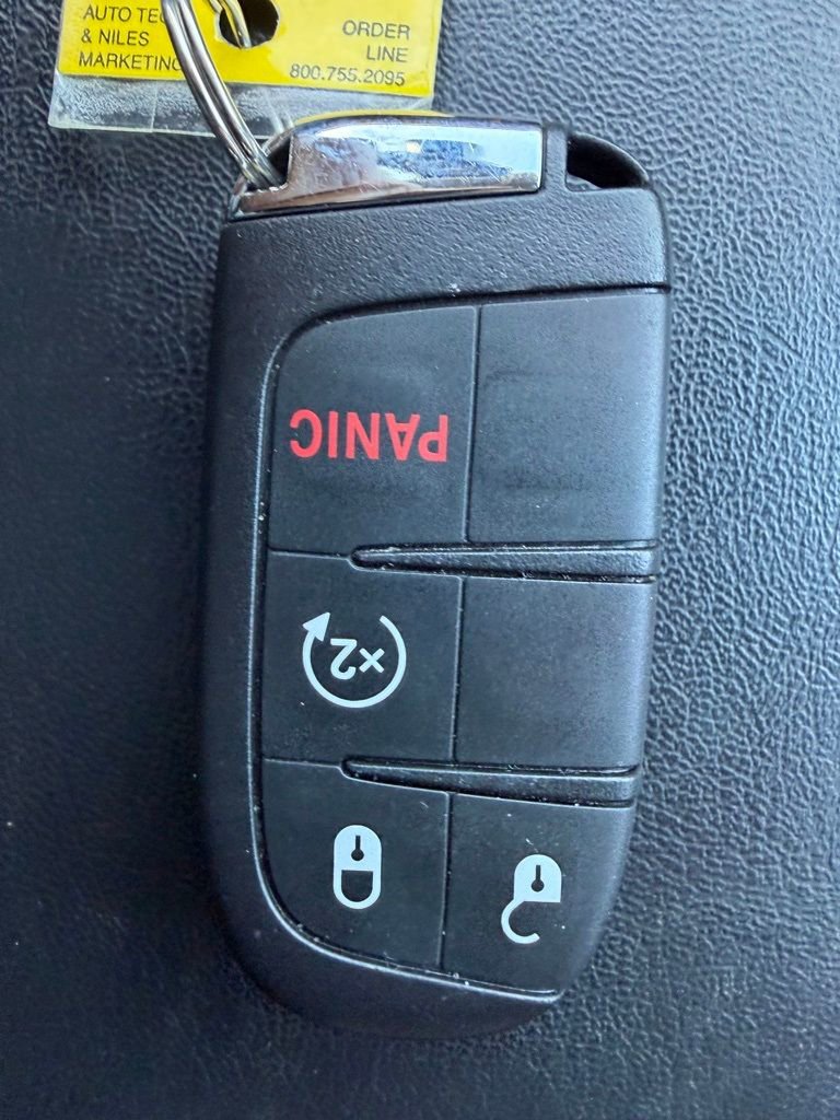 Used 2019 Jeep Compass Latitude w/ Cold Weather Group image 26