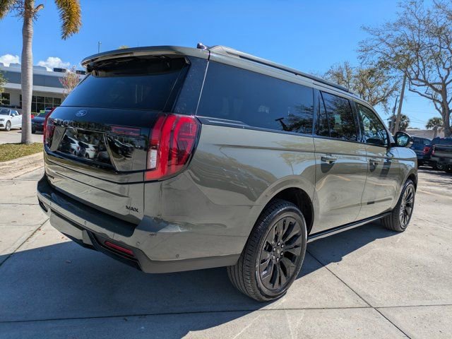 Certified 2025 Ford Expedition Max Platinum w/ Stealth Appearance Package image 4