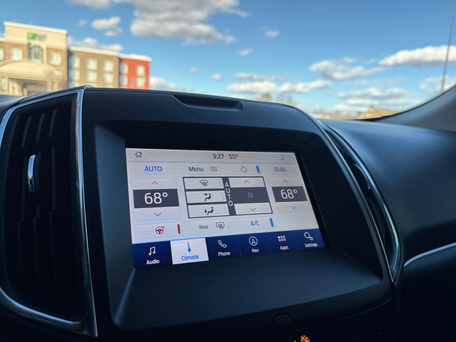 Certified 2020 Ford Edge Titanium image 26