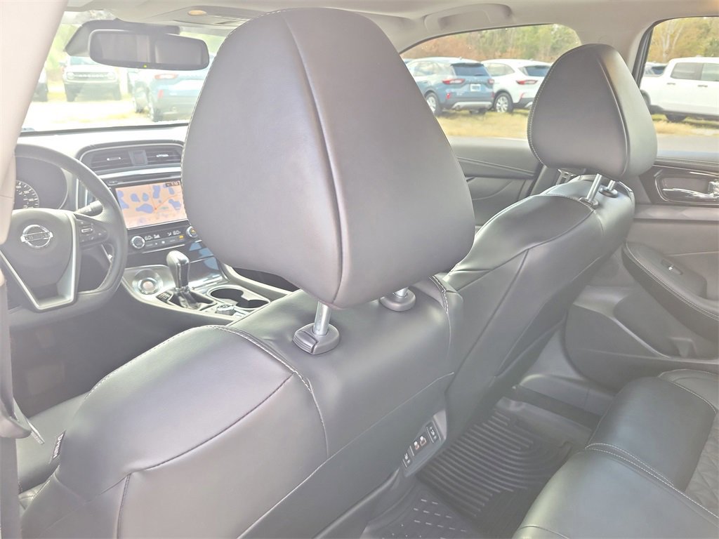 Used 2022 Nissan Maxima Platinum w/ Sport Mat Group image 11