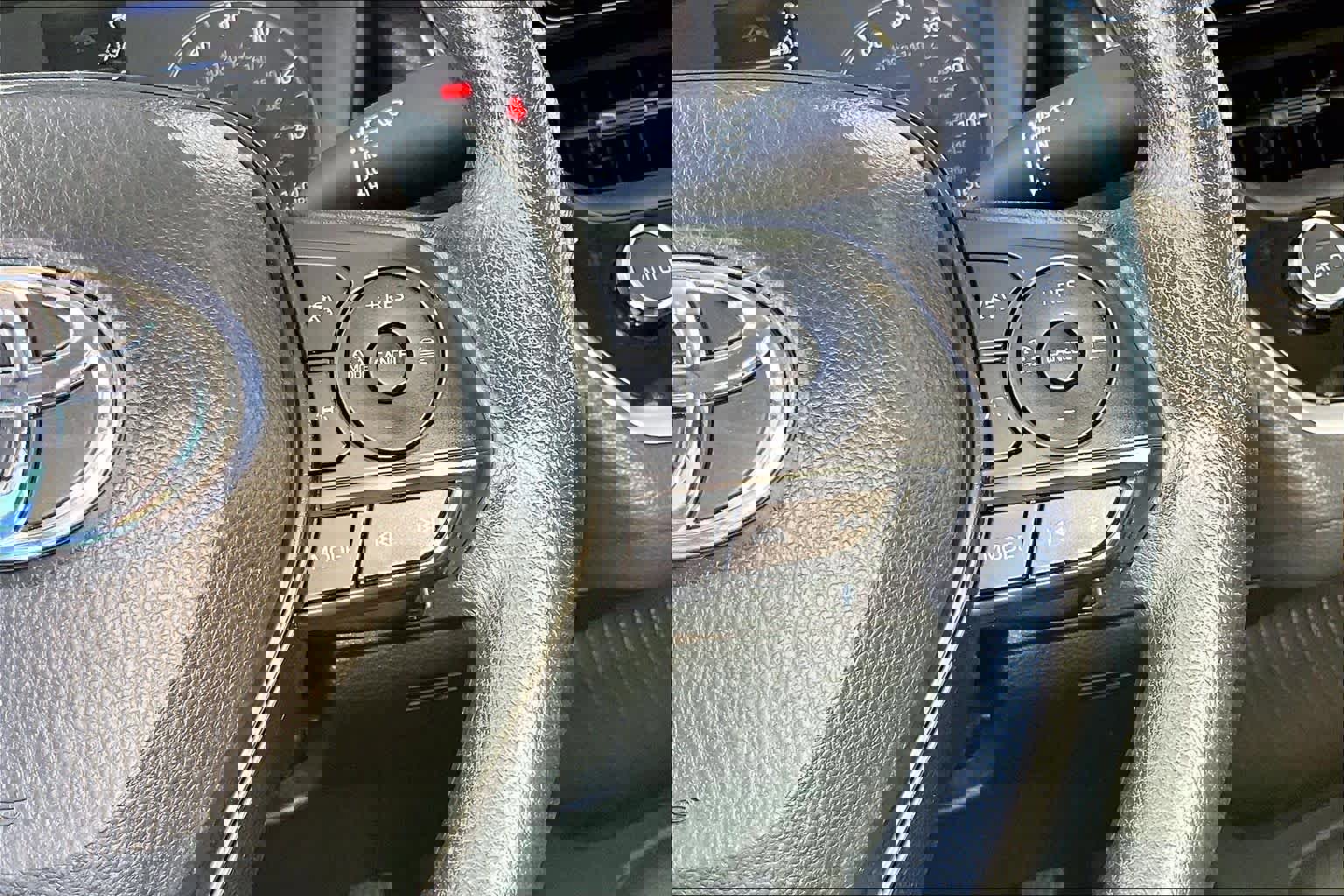 Used 2023 Toyota Corolla LE image 25