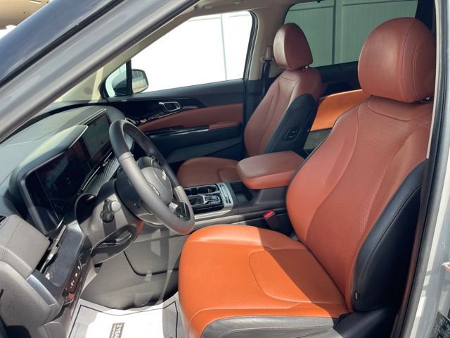 Used 2024 Kia Carnival SX Prestige FWD image 16
