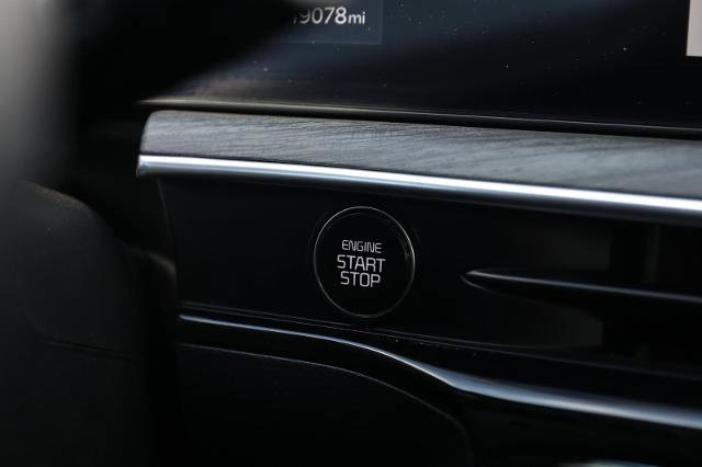 Used 2025 Kia K5 EX FWD image 33