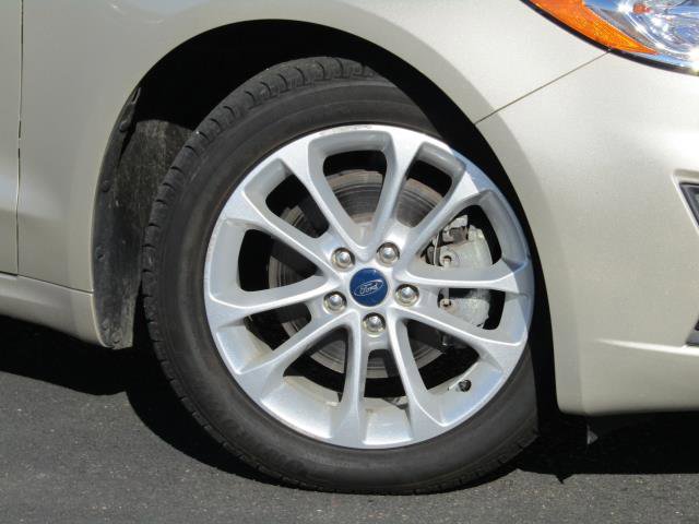 Certified 2019 Ford Fusion SE image 5