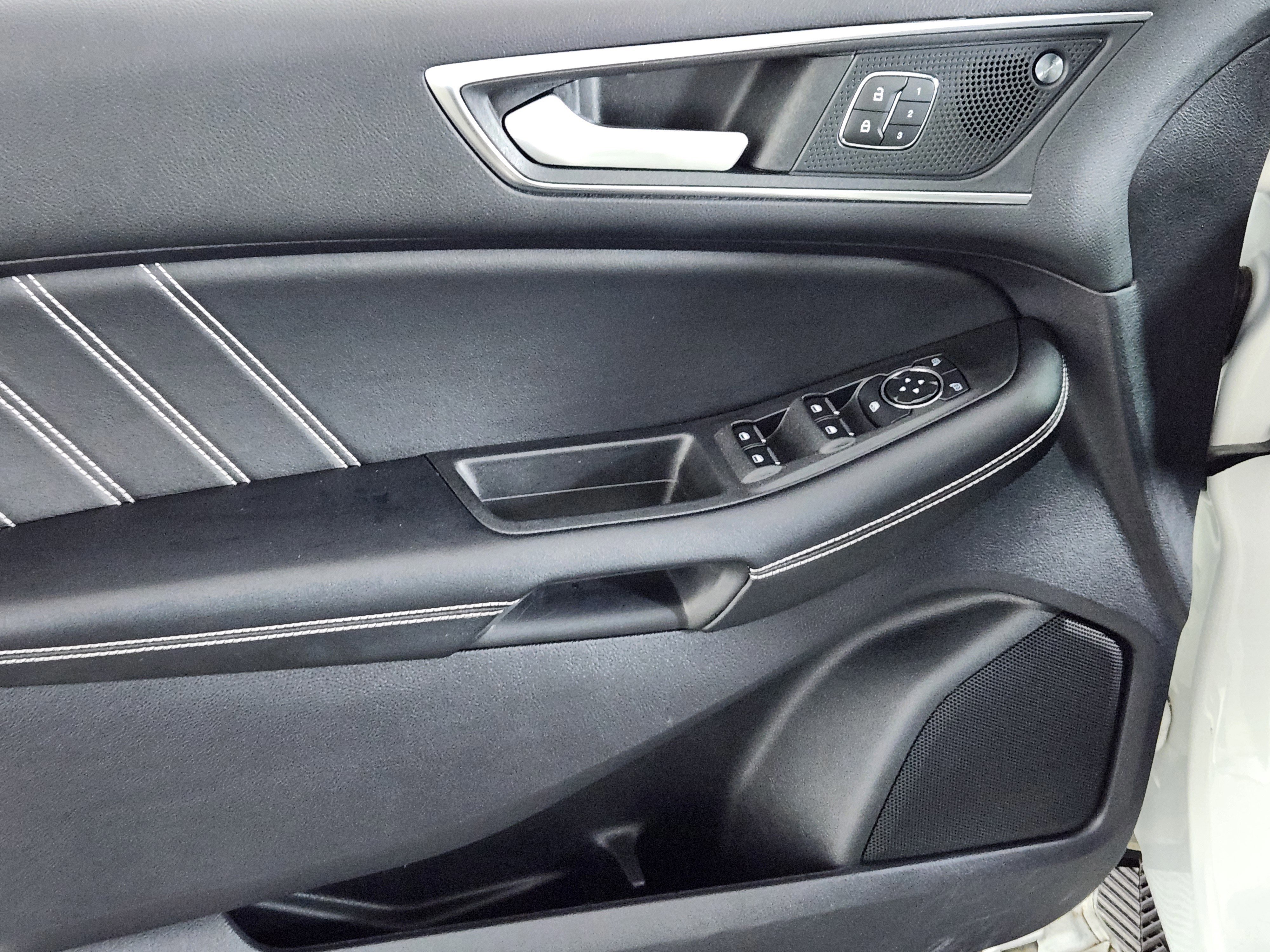 Certified 2022 Ford Edge ST w/ Equipment Group 401A image 16