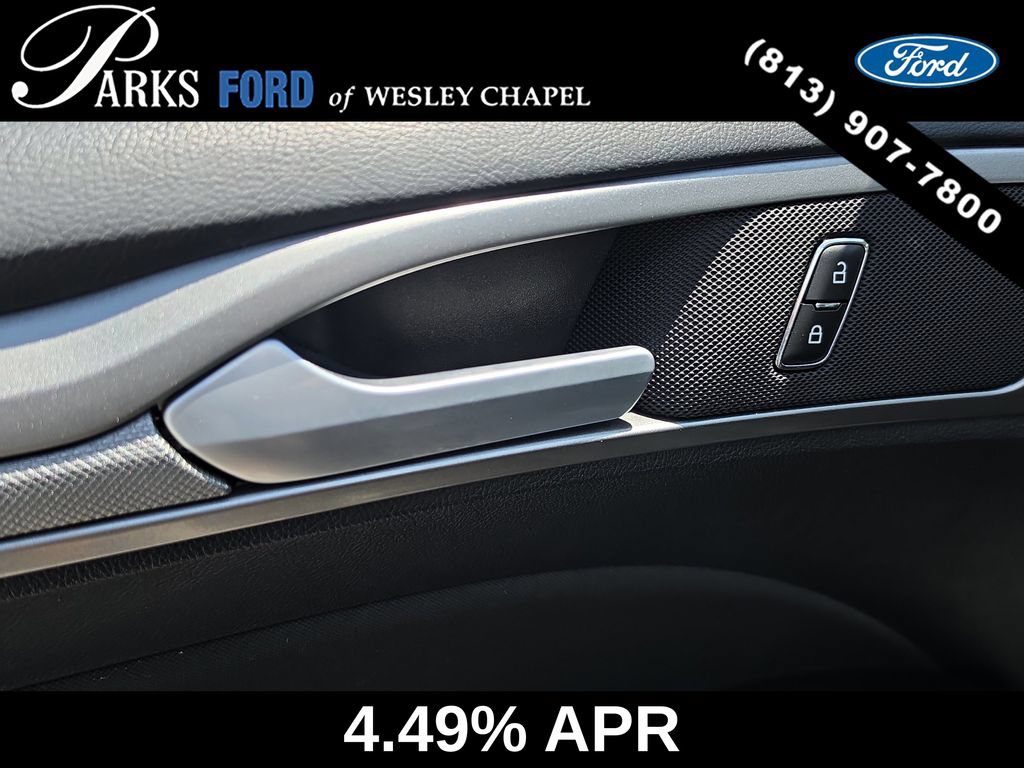 Certified 2020 Ford Fusion SE FWD image 17