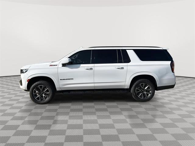 Used 2023 Chevrolet Suburban Z71 w/ Luxury Package image 2