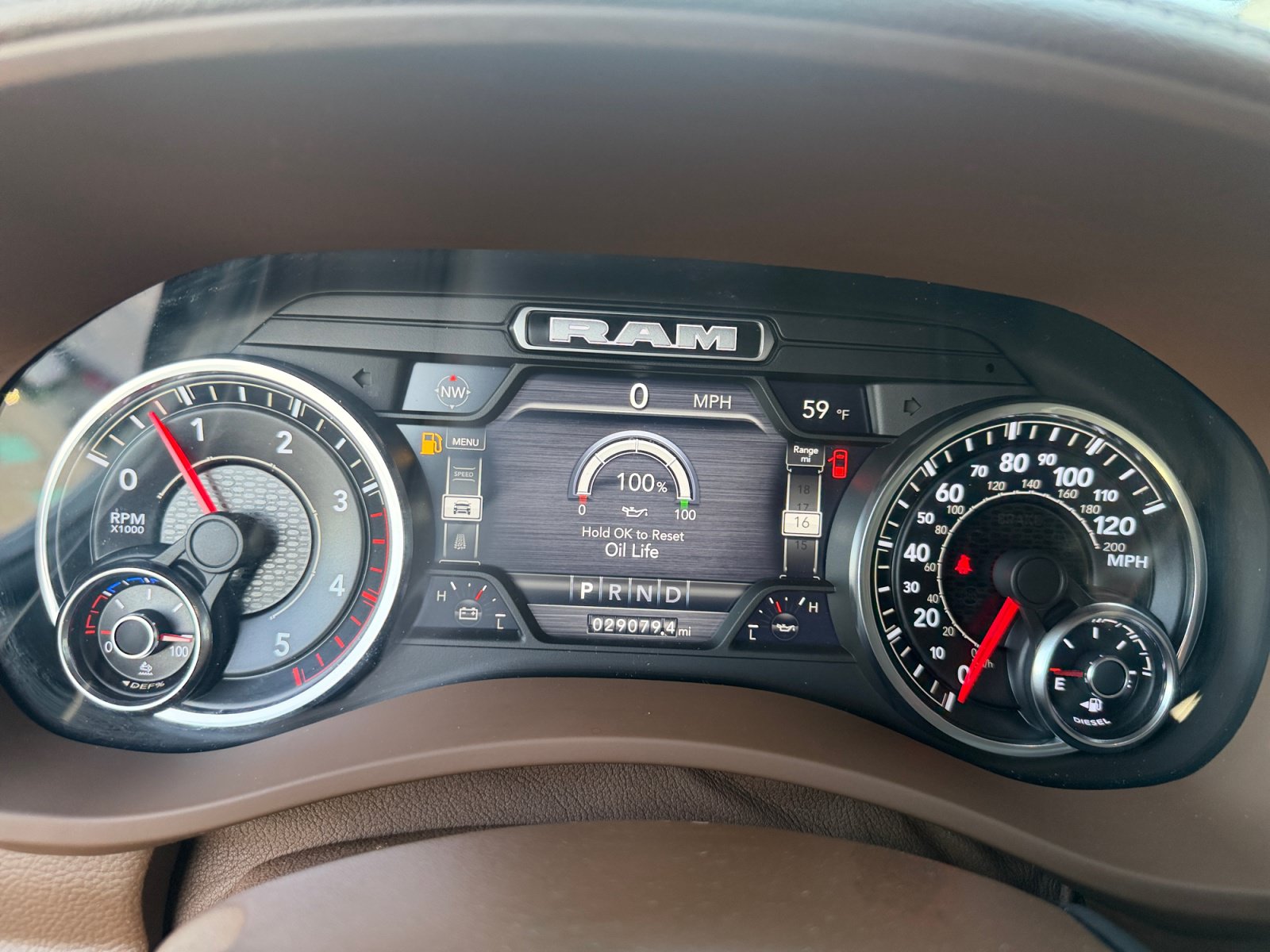 Used 2023 RAM 2500 Laramie AWD/4WD image 16