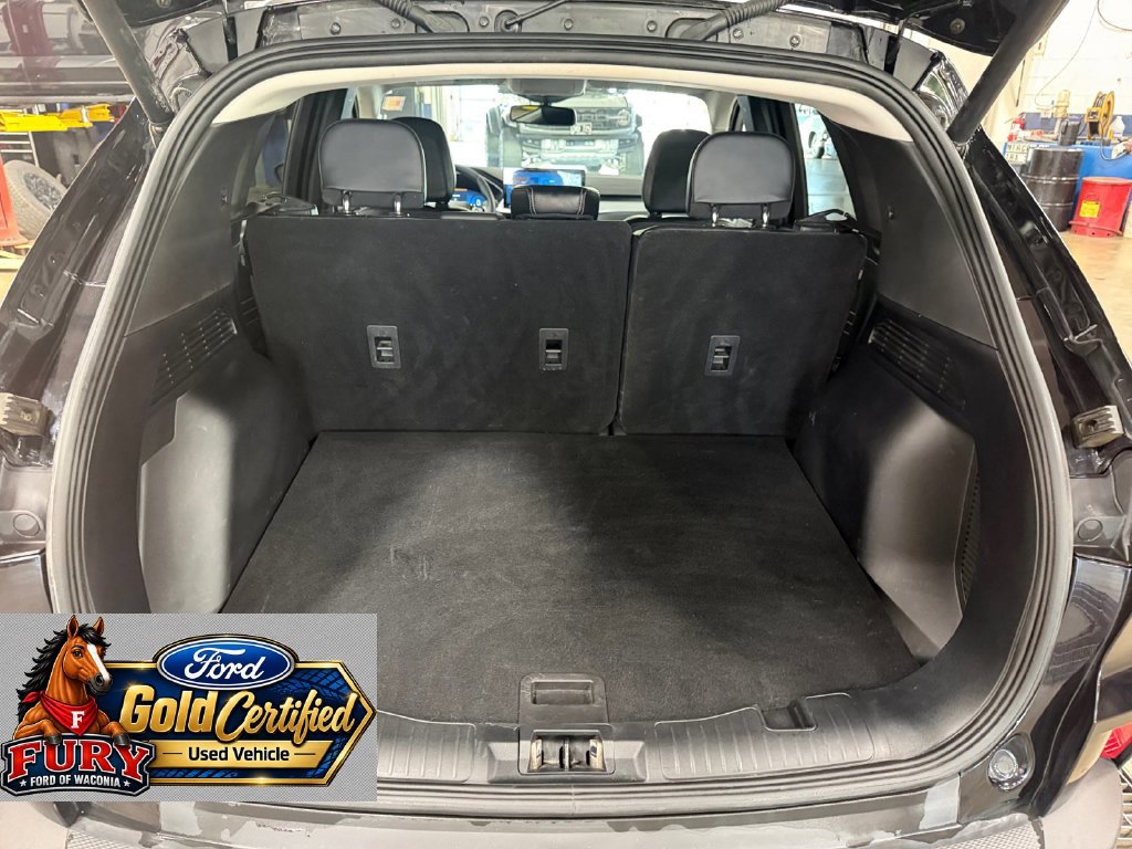 Certified 2025 Ford Escape Platinum AWD/4WD image 22