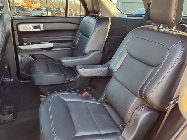 Certified 2023 Ford Explorer Limited w/ Limited Technology Package image 10