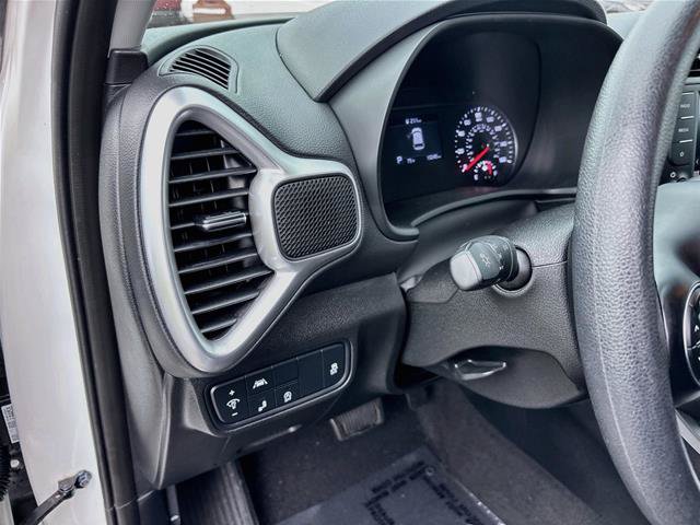 Used 2022 Kia Soul LX w/ Technology Package FWD image 11