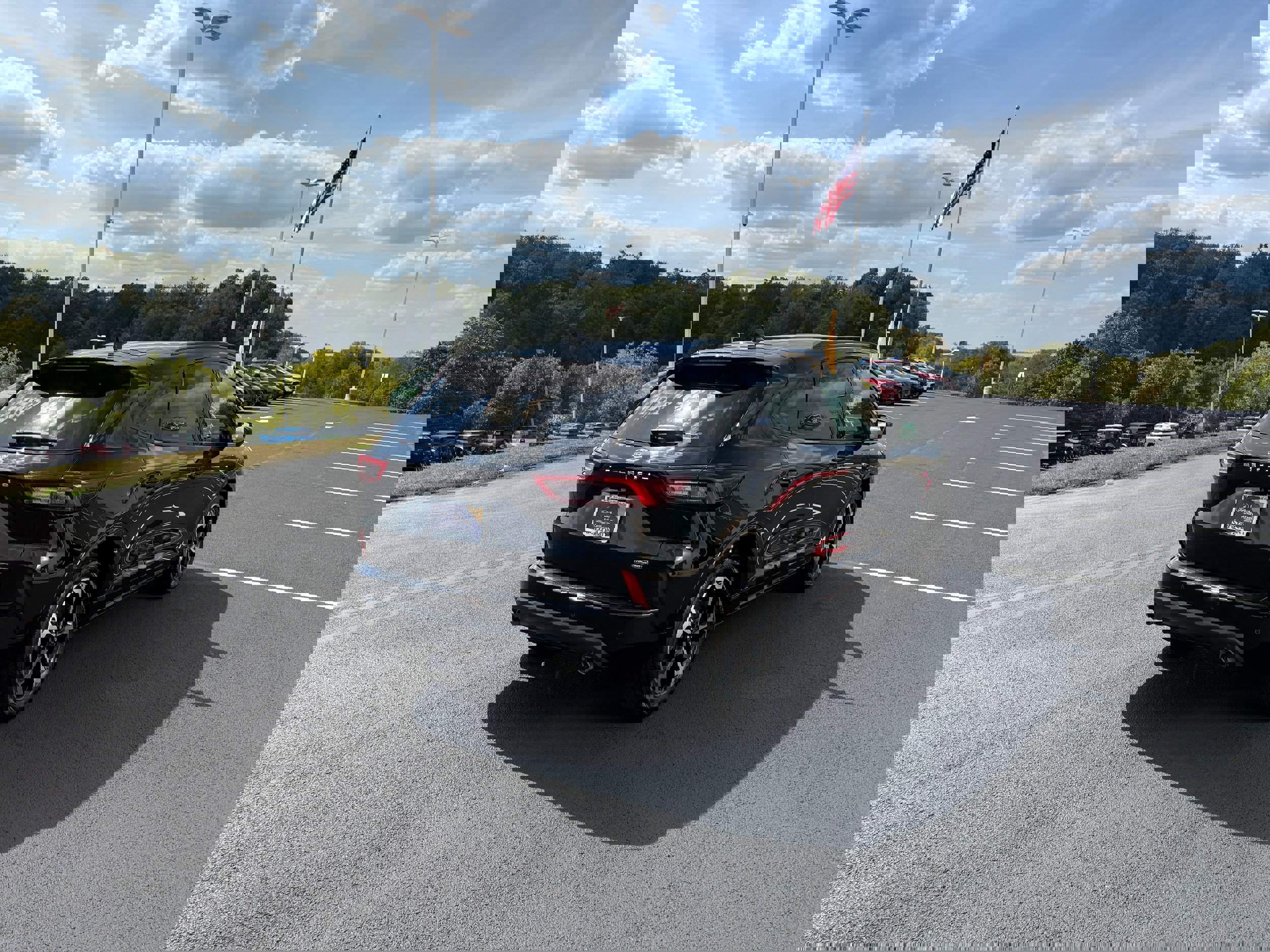 Certified 2024 Ford Escape ST-Line Select w/ Tech Pack #1 image 3