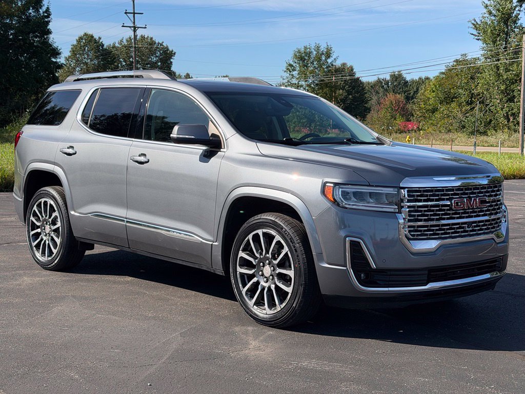 Used 2020 GMC Acadia Denali w/ Technology Package AWD/4WD image 6
