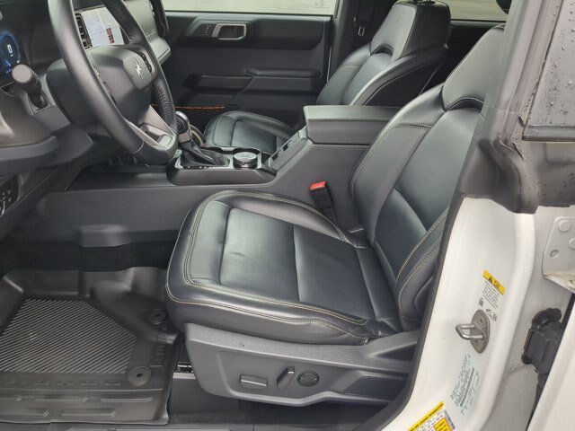 Certified 2025 Ford Bronco Badlands AWD/4WD image 16