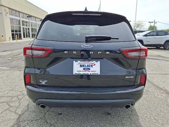 Certified 2023 Ford Escape ST-Line w/ Tech Pack #1 AWD/4WD image 29