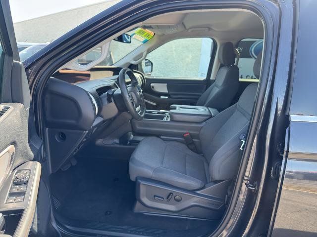 Certified 2025 Ford Expedition Active RWD image 9