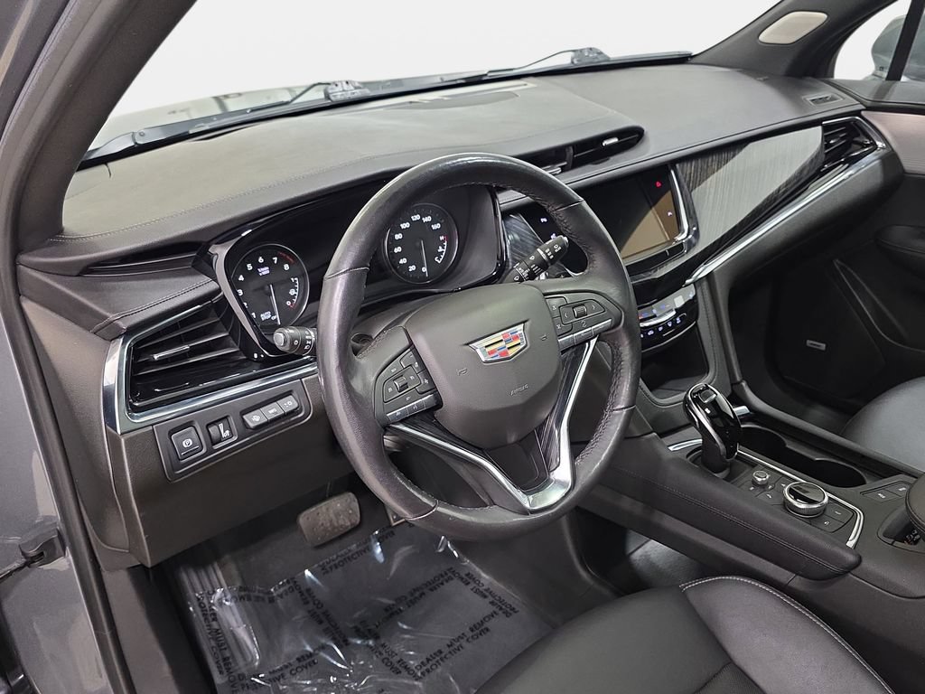 Used 2021 Cadillac XT6 Premium Luxury AWD/4WD image 16