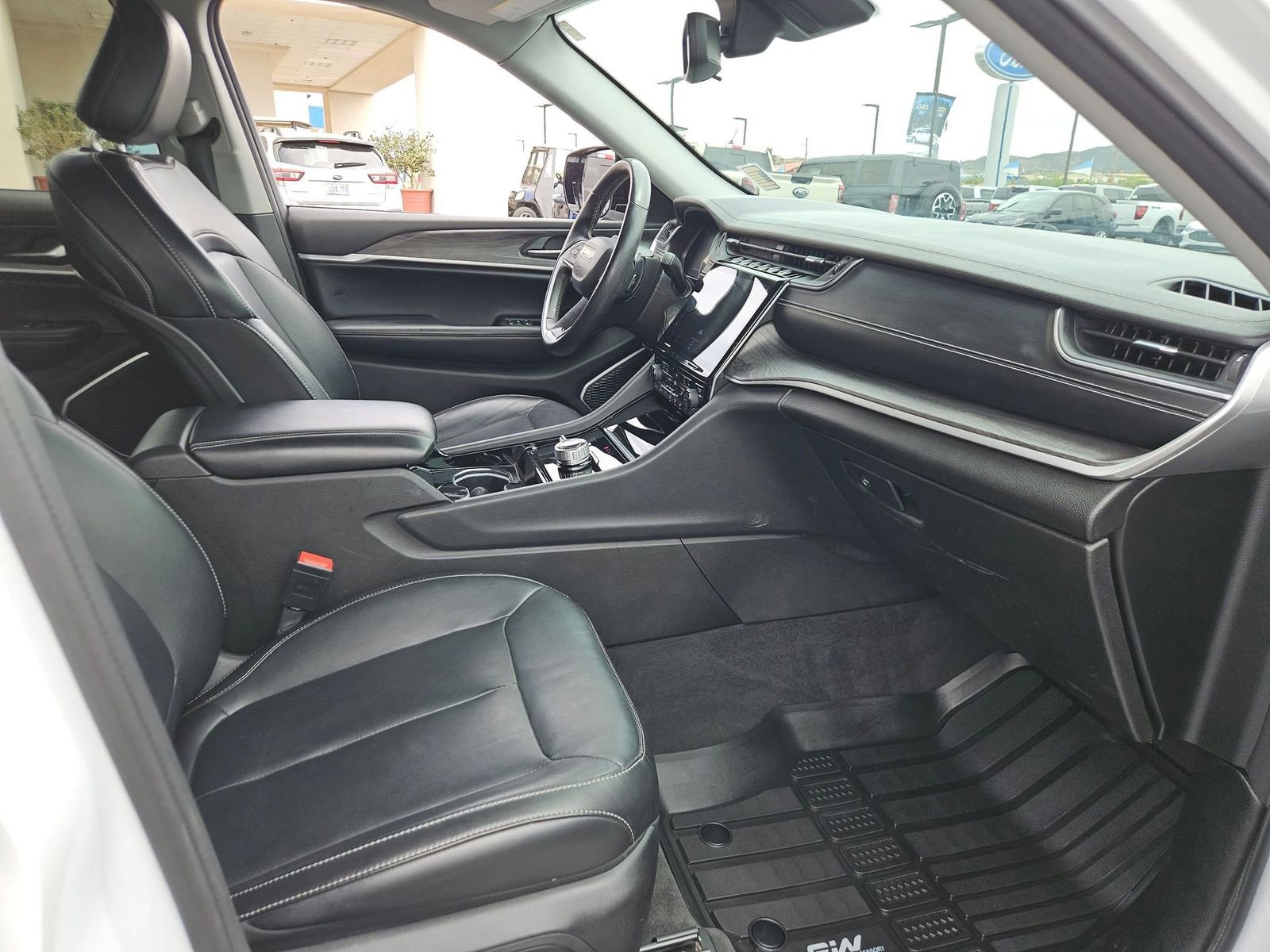 Used 2021 Jeep Grand Cherokee L Limited AWD/4WD image 26