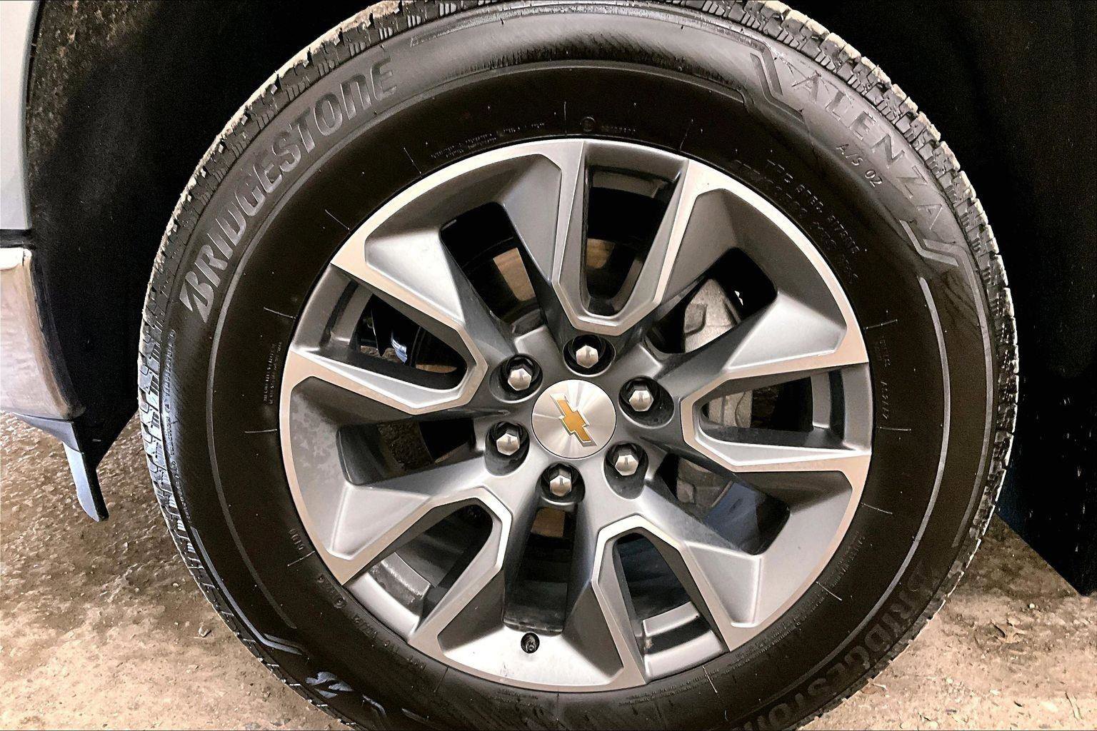 Used 2025 Chevrolet Silverado 1500 LT w/ Safety Package image 8