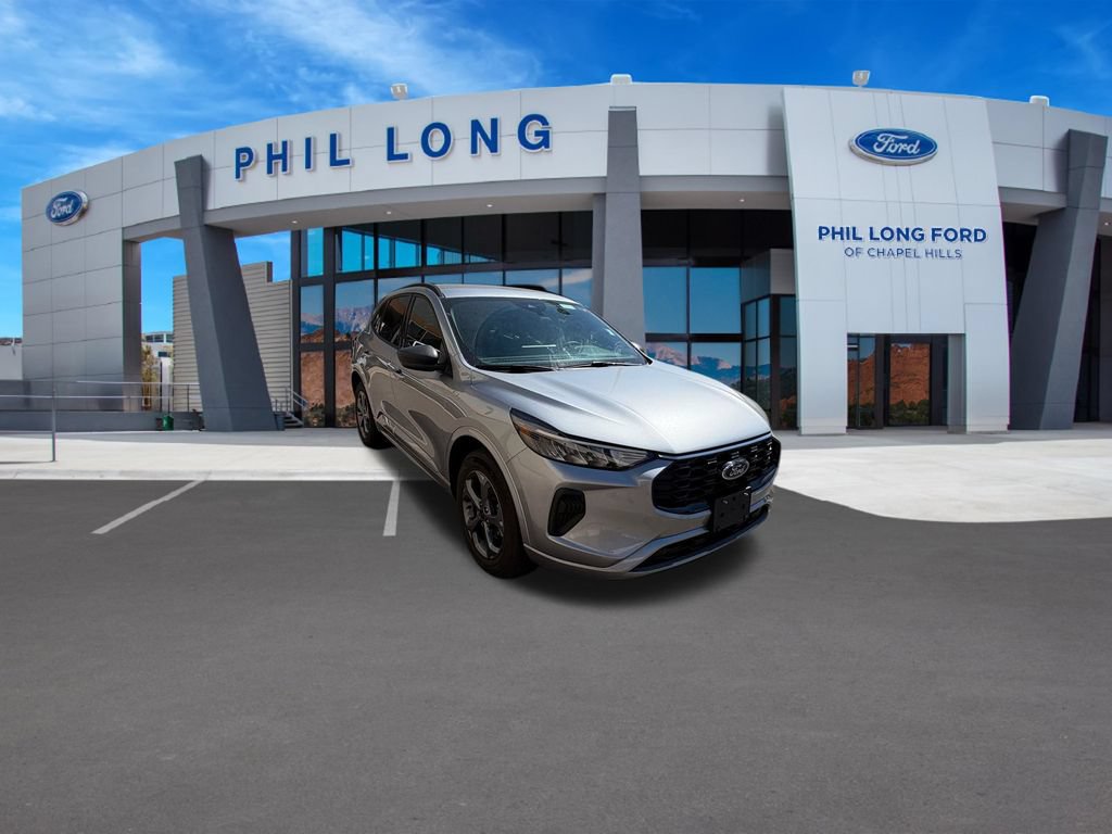 Certified 2024 Ford Escape ST-Line w/ Tech Pack #1 AWD/4WD image 9