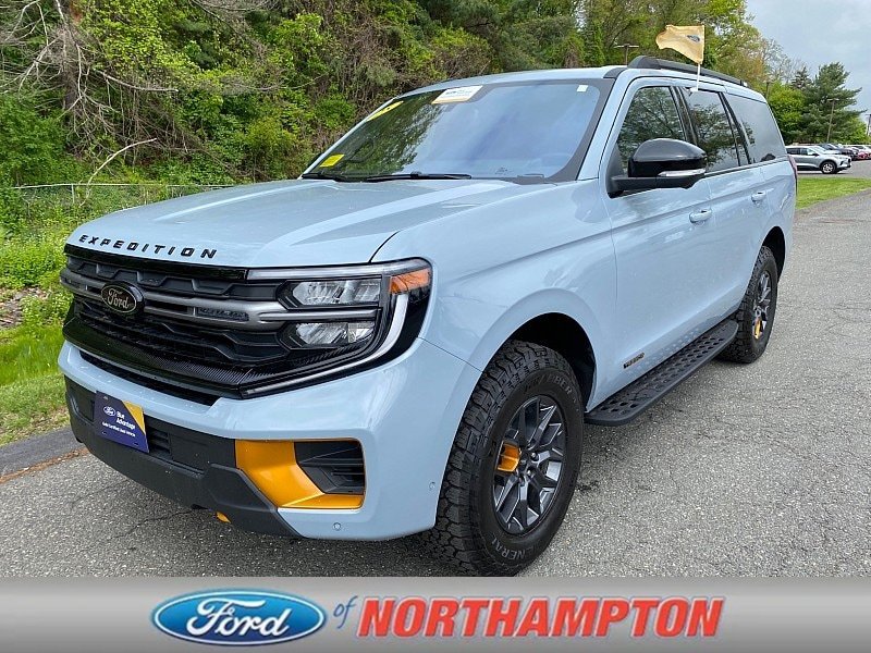 Certified 2025 Ford Expedition Tremor AWD/4WD image 1