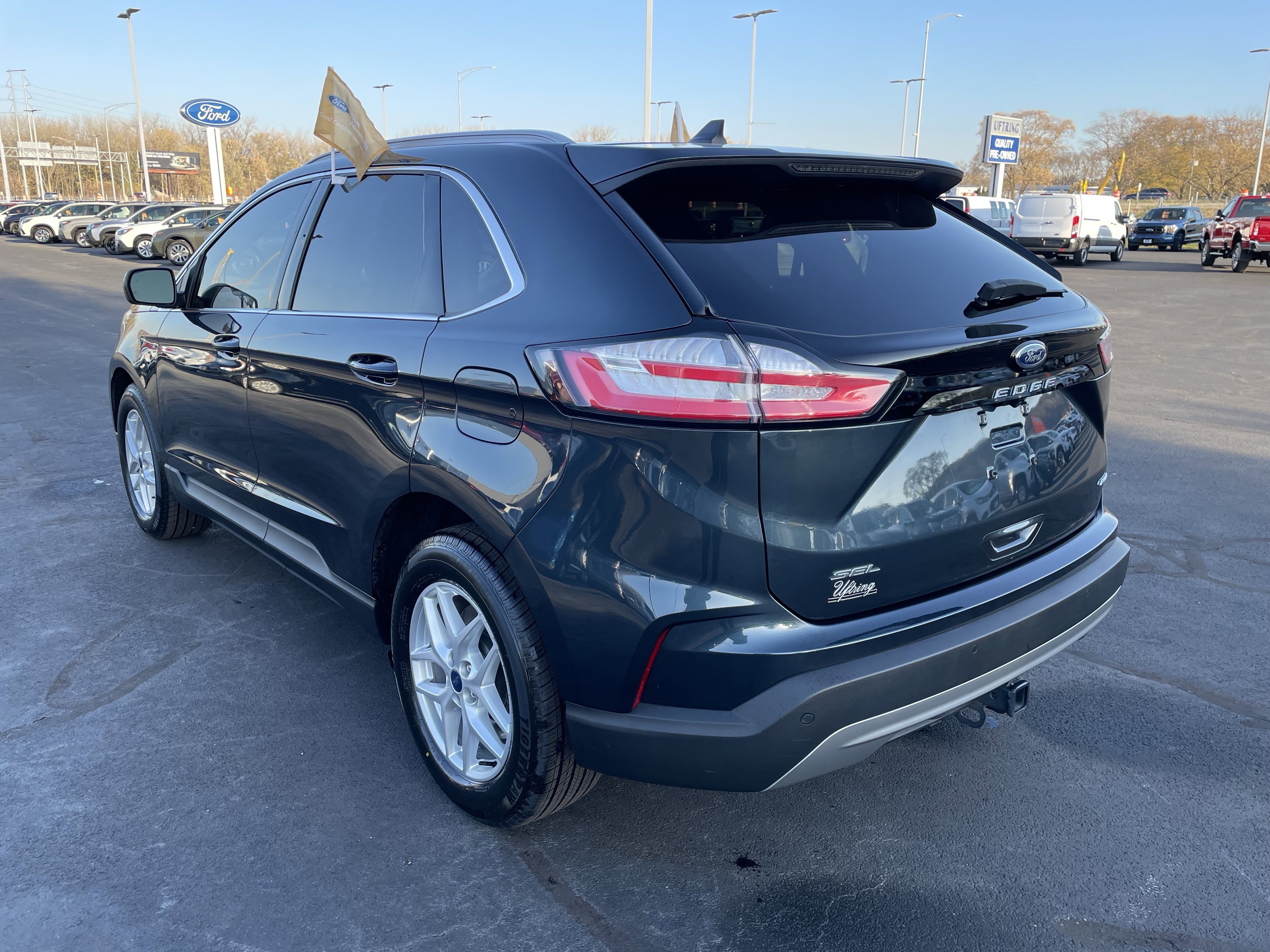 Certified 2022 Ford Edge SEL w/ Convenience Package image 3