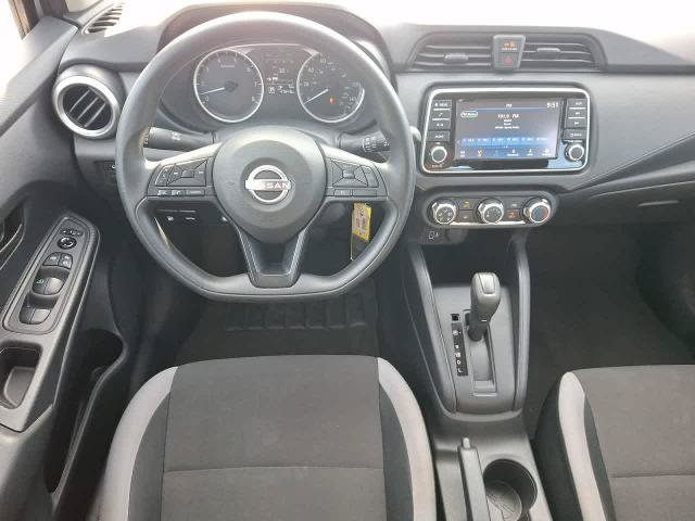 Used 2025 Nissan Versa S FWD image 27