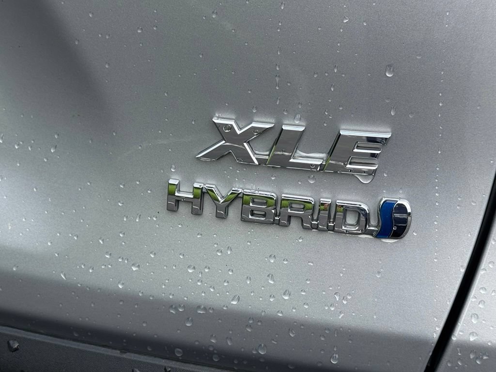 Used 2024 Toyota RAV4 XLE w/ Convenience Package AWD/4WD image 24