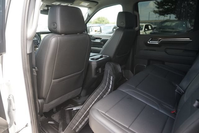 Used 2022 Chevrolet Silverado 1500 RST RWD image 11