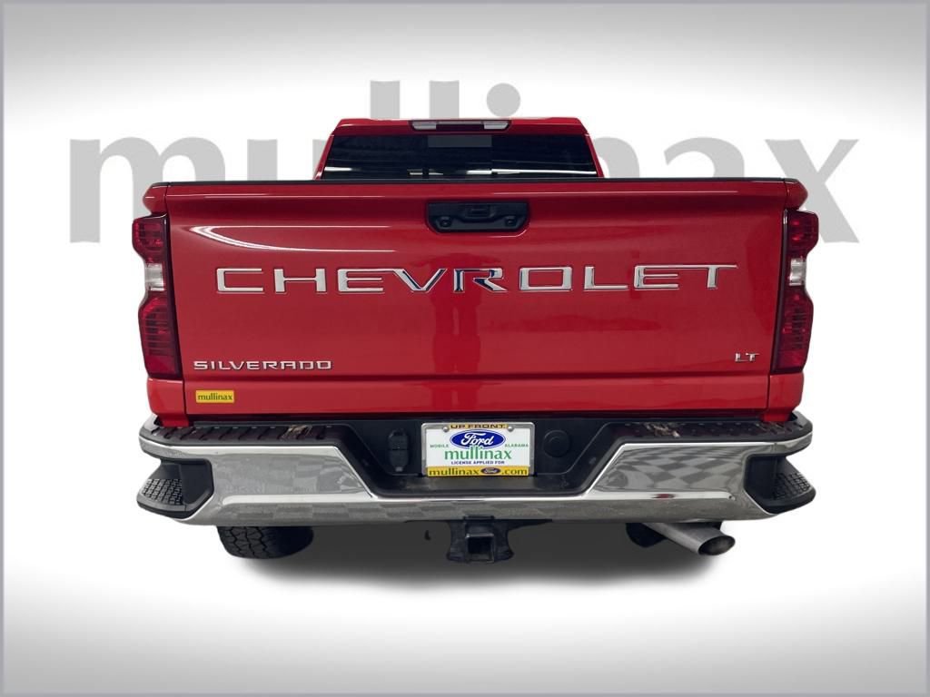 Used 2025 Chevrolet Silverado 2500 LT w/ Leather Package image 4
