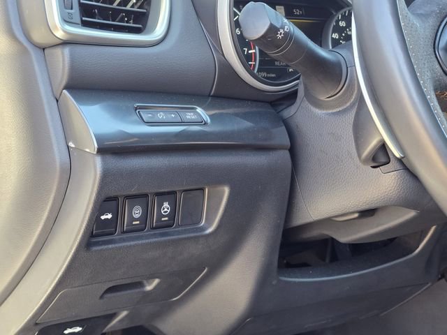 Used 2023 Nissan Maxima SR w/ Sport Mat Group image 19