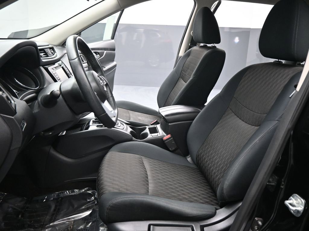 Used 2019 Nissan Rogue S w/ Special Edition Package image 10