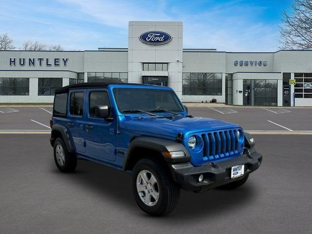 Used 2022 Jeep Wrangler Unlimited Sport AWD/4WD image 3