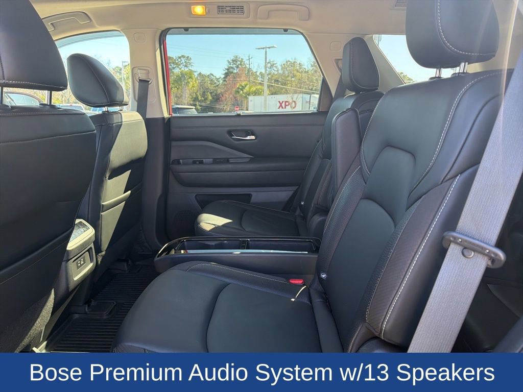 Used 2022 Nissan Pathfinder SL w/ SL Premium Package image 15