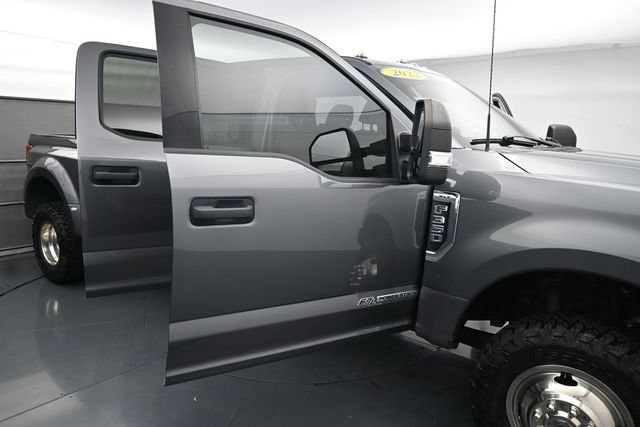 Certified 2022 Ford F350 XLT AWD/4WD image 31