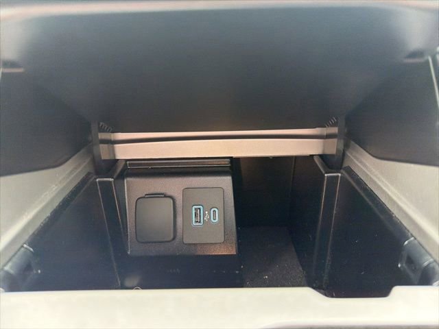 Certified 2023 Ford Explorer XLT w/ Equipment Group 202A image 38