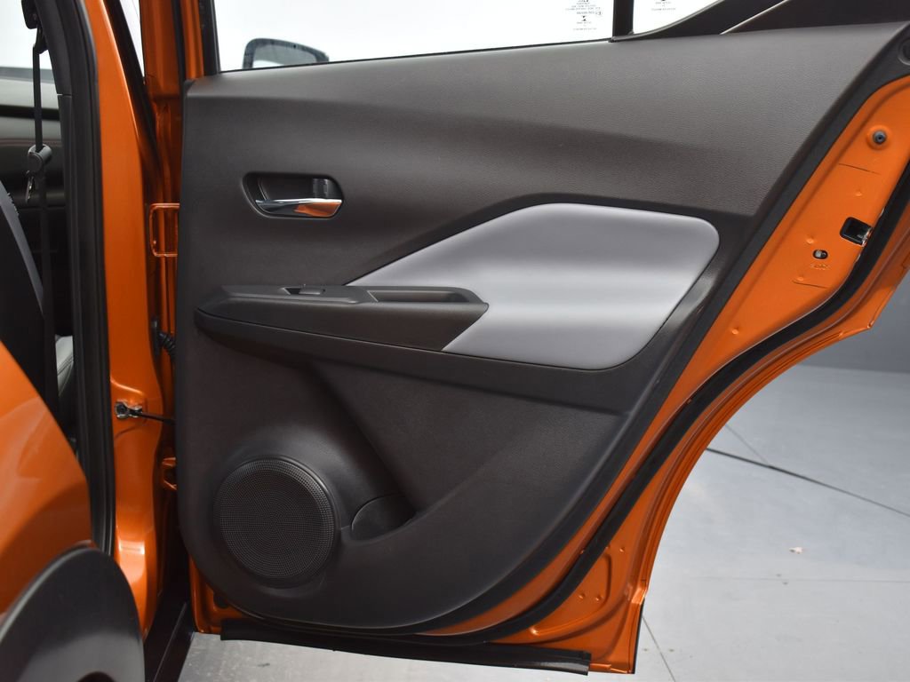 Used 2022 Nissan Kicks SR w/ Premium Package image 21