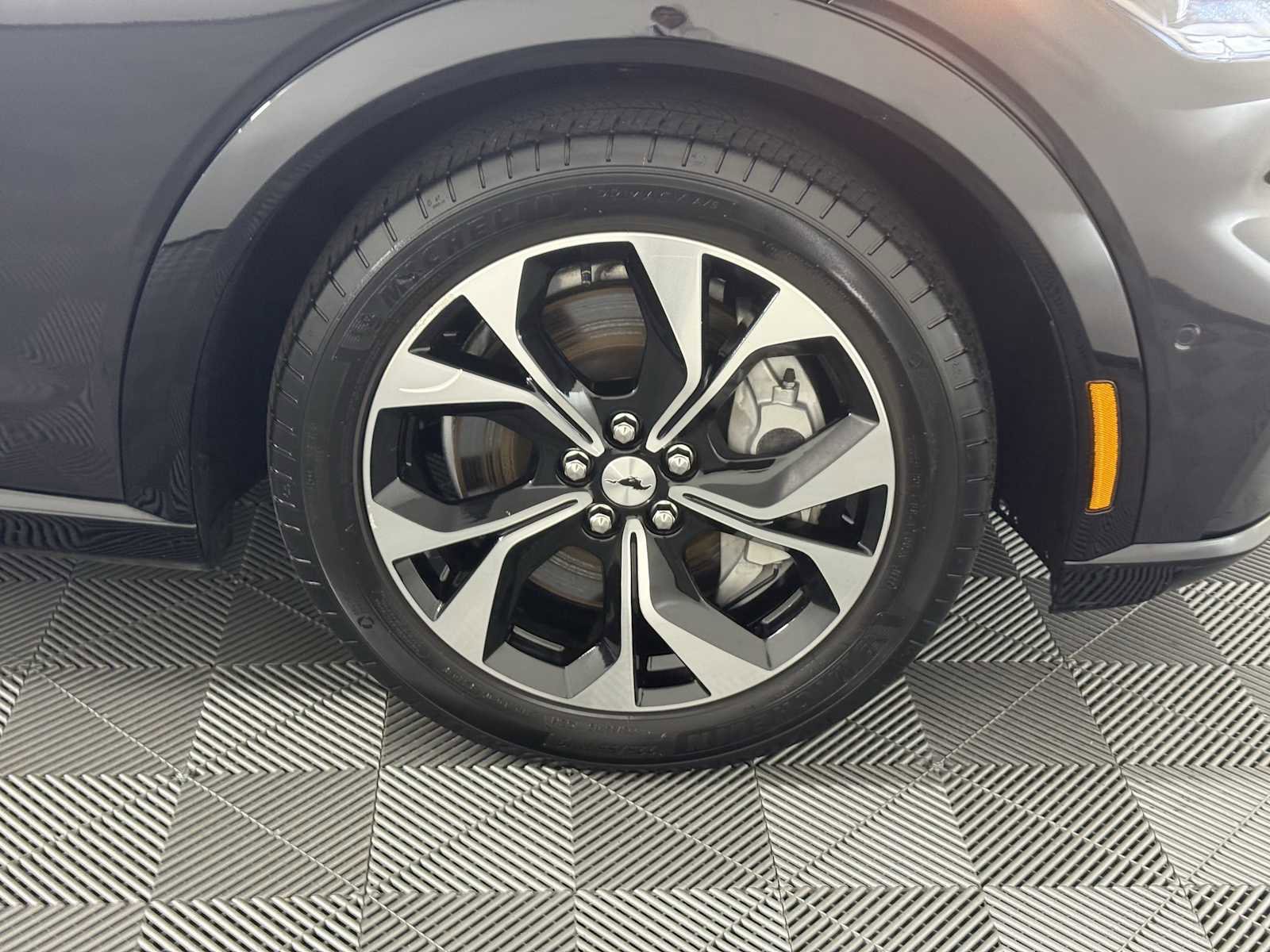 Certified 2022 Ford Mustang Mach-E Premium image 19