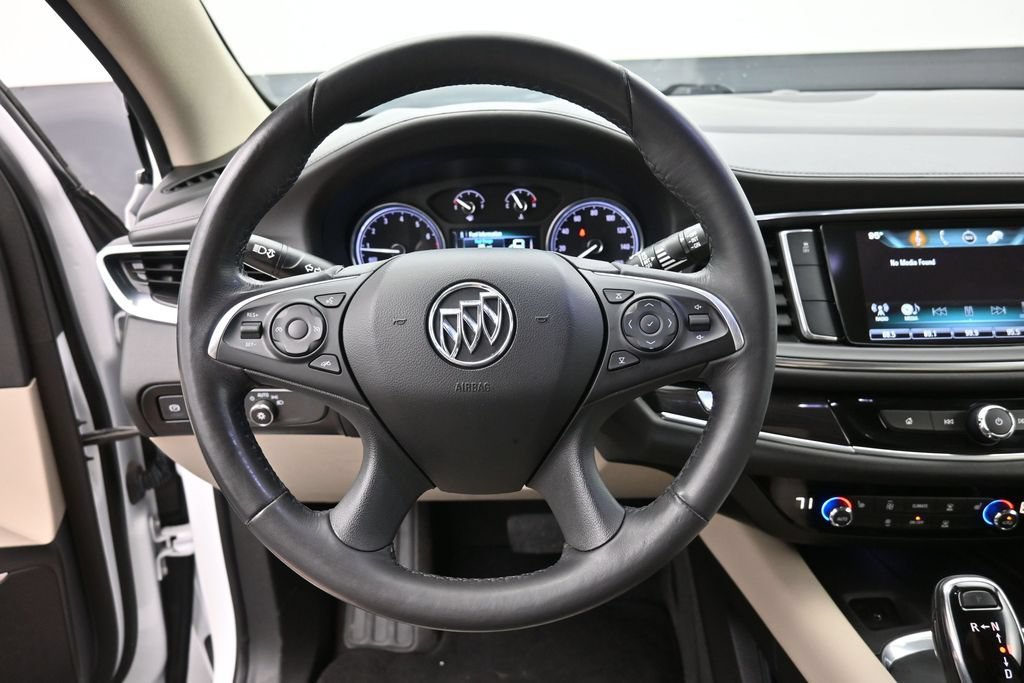 Used 2019 Buick Enclave Essence FWD image 7