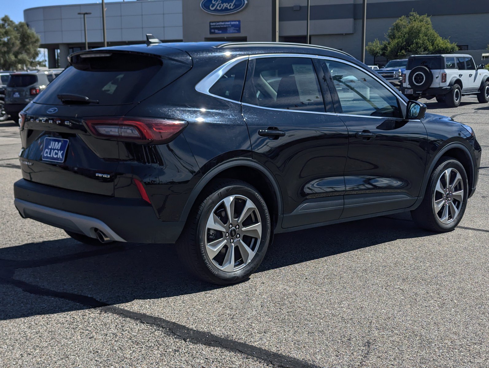 Certified 2025 Ford Escape Platinum AWD/4WD image 2