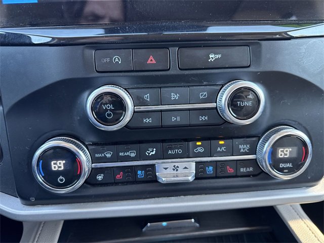 Certified 2023 Ford Expedition Max Limited image 21